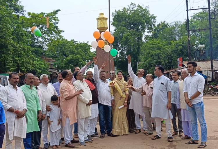 शहीद नगरी छुईखदान मे शान से लहराया तिरंगा