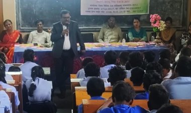 एडीजे ने स्कूली बच्चों को दी गई विधिक जानकारी