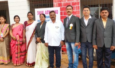 शहीद नगरी छुईखदान में जगह  जगह शान से लहराया तिरंगा   देश भक्ति से लबरेज रहा पुरा शहर.