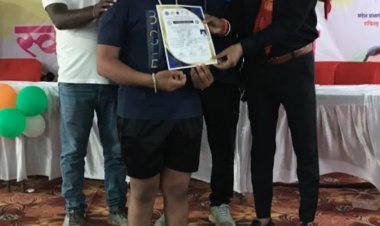 एकलव्य नें कुश्ती में गोल्ड लेकर दी पटखनी     छुईखदान  नगर का प्रदेश मेँ सम्मान बढाया