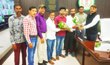 कलेक्टर ने जिला खनिज न्यास मद से किये 107 मानदेय शिक्षकों नियुक्ति