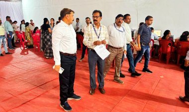 प्रत्याशियों के भाग्य का फैसला स्ट्रॉन्ग रूम में हुआ कैद       खुलेगी 3 दिसंबर को