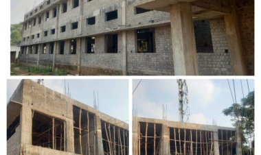 बुनकर सोसायटी का भवन निर्माण भगवान भरोसे               ठेकेदार की मनमानी          अधिकारी रहते है गायब