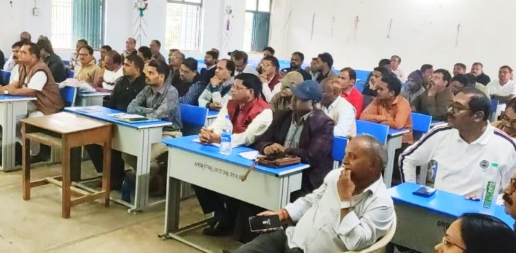 केसीजी में मतगणना अधिकारियों को किया गया प्रशिक्षित