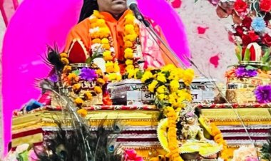 भागवत कथा सुनने उमड़ा जन सैलाब           स्वागत करने पुरा शहर उमड़ पड़ा