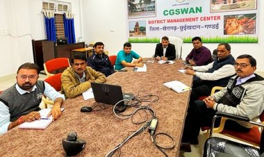 मुख्यमंत्री ने कोविड   19  की तैयारी के सम्बंध में कलेक्टर्स की ली वर्चुअल