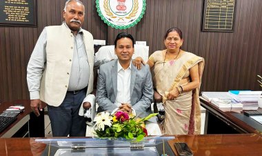 नवपदस्थ कलेक्टर श्री चंद्रकांत वर्मा ने जिले के तीसरे कलेक्टर के रूप में किया पदभार ग्रहण