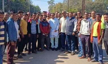 नगर पंचायत का तानाशाही फरमान दिया कोर्ट का नोटिस