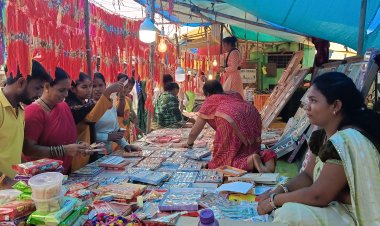 राखी की तैयारी में जुटी बहनों ने की जमकर खरीदारी