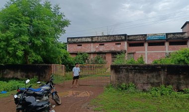 छुट्टी के दिन कृषि विभाग का कार्यालय खुला