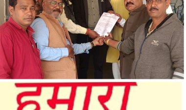 गणतंत्र दिवस कार्यक्रम में नगर पंचायत अध्यक्ष की अनदेखी   शहीद नगरी में उबाल