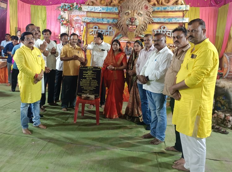 10 लाख रुपये के सीसी रोड निर्माण का किया भूमिपूजन